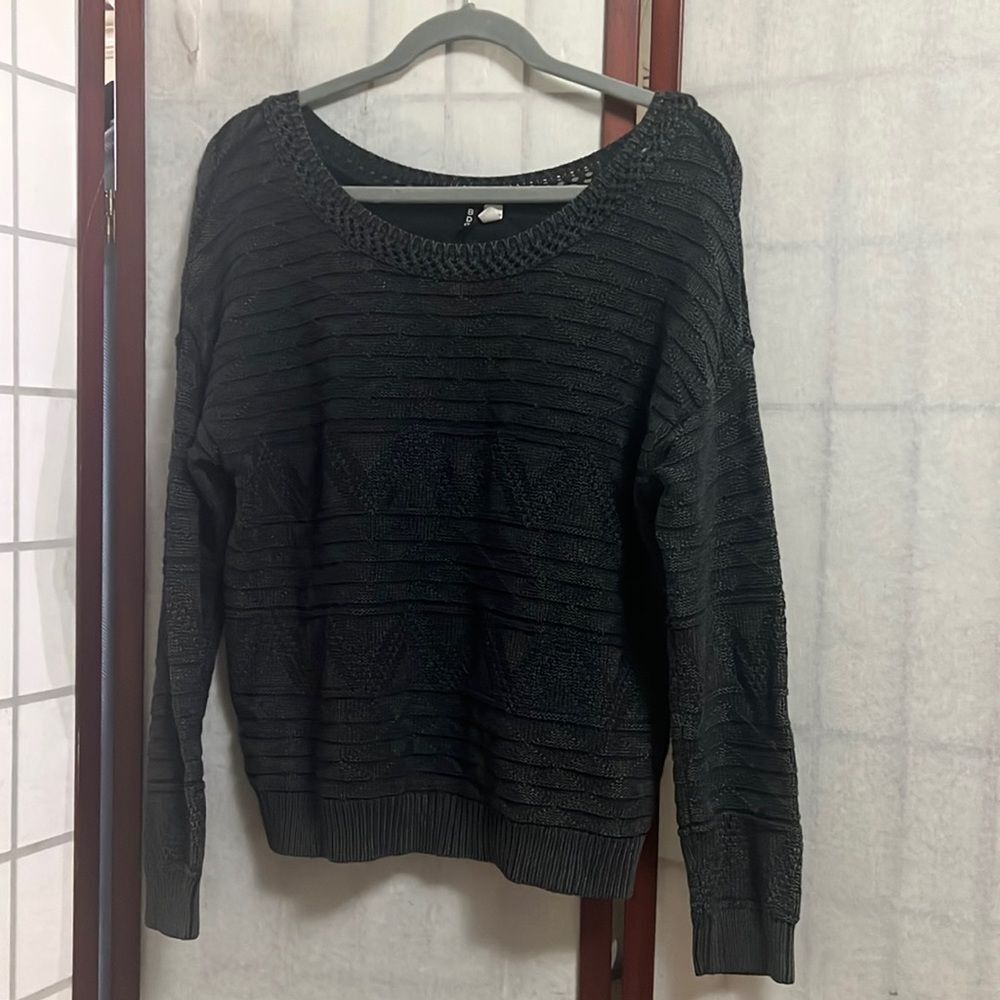 BDG URBAN OUTFITTERS SOLID CREW NECK SWEATER SIZE‎ S-P